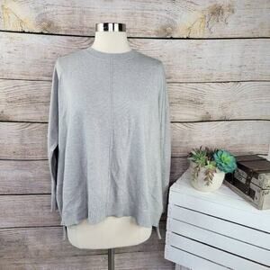 Mustard Seed Women's Round Neck Light Gray Sweater Size‎ Medium